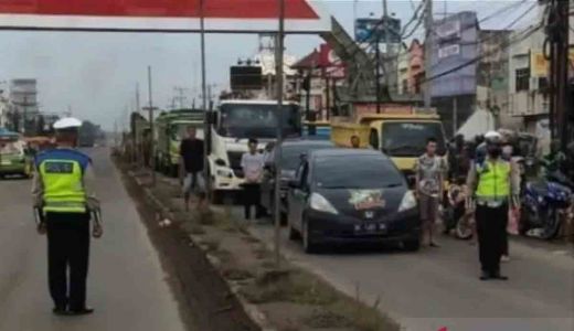 Hari Pahlawan, Pengguna Jalan di Sumsel Mengheningkan Cipta 1 Menit - GenPI.co SUMSEL
