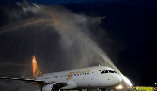 Harga Tiket Pesawat Jakarta-Palembang Besok: Super Air Jet Good Deal - GenPI.co SUMSEL