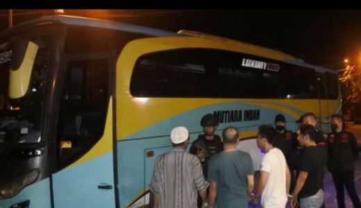 Kemenkumham Sumsel Pindahkan 25 Napi Kasus Narkoba ke Nusa Kambangan - GenPI.co SUMSEL