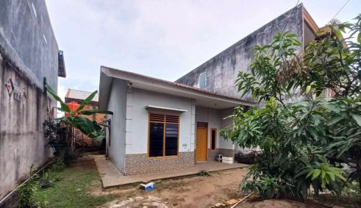 Rumah Halaman Luas di Palembang Dijual Murah, Rp 300 Juta Saja - GenPI.co SUMSEL