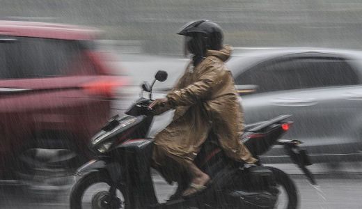 BMKG: 2 Wilayah Sumsel Bakal Dilanda Hujan Petir Siang Hari - GenPI.co SUMSEL