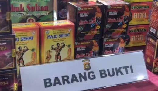 Polisi Tangkap Pengedar Obat Ilegal di Pasar Tradisional Muba - GenPI.co SUMSEL