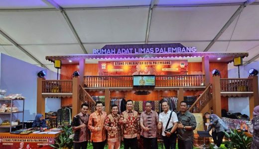 Rumah Adat Limas Diperkenalkan di Indonesia City Expo 2023 - GenPI.co SUMSEL