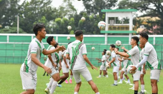 Pelatih PSMS Medan Beri Latihan Tambahan ke 2 Pemain Asing - GenPI.co SUMSEL