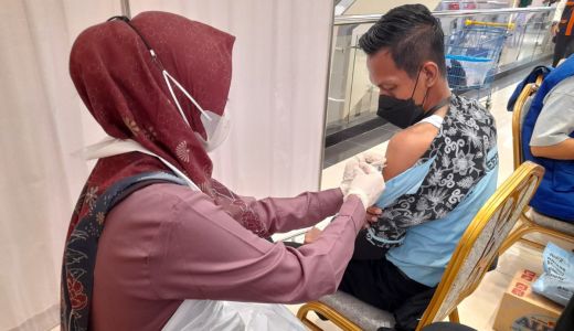 Vaksin Booster Baru 29,22 Persen, Dinkes Palembang Gaspol Penyuntikannya - GenPI.co SUMSEL