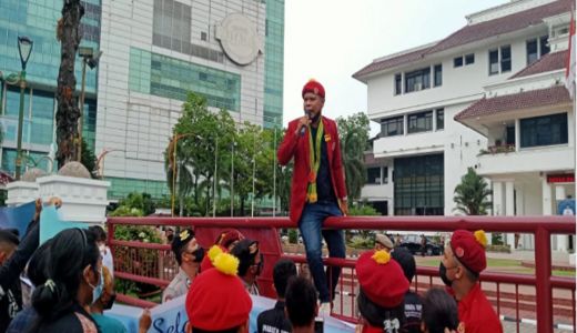 Mahasiswa Geruduk Balai Kota Medan, Tuntut Hal Ini - GenPI.co SUMUT