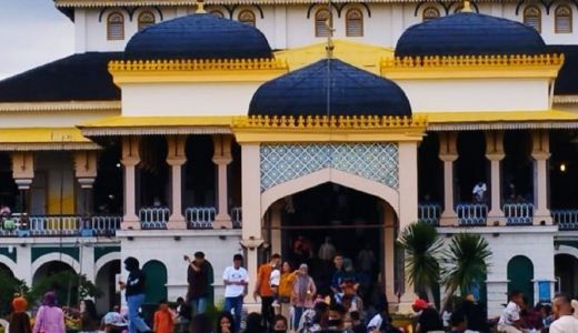 Tahun Baru, Istana Maimun Medan Ramai Pengunjung - GenPI.co SUMUT