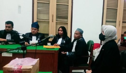 PN Medan Gelar Sidang Kasus Dugaan Vaksin Kosong - GenPI.co SUMUT
