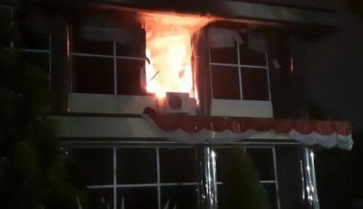 Waduh! Gedung Ditreskrimsus Polda Sumut Terbakar - GenPI.co SUMUT
