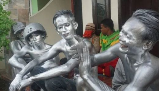 Soal Manusia Silver, Begini Respons MUI Medan - GenPI.co SUMUT