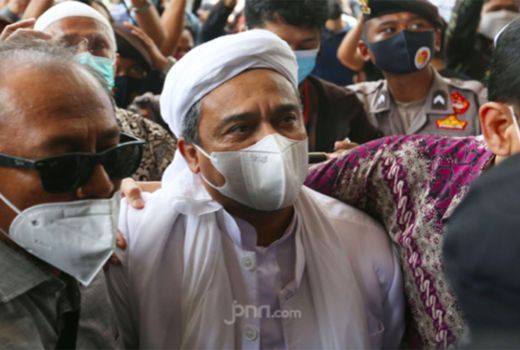 Hukuman Habib Rizieq Shihab Akhirnya Dikurangi, Alhamdulillah - GenPI.co