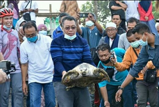 Rising Star dari Timur, Cocok Jadi Cawapres di 2024 - GenPI.co