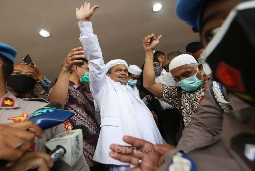Mendadak Pengamat Bilang Hukuman Habib Rizieq, Isinya Mengejutkan - GenPI.co