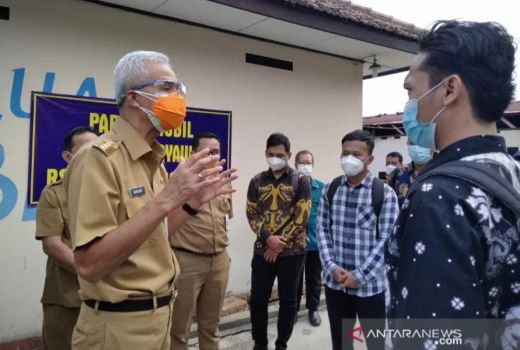 Ganjar Pranowo Pastikan Kudus Dapatkan Bantuan Nakes dan APD - GenPI.co