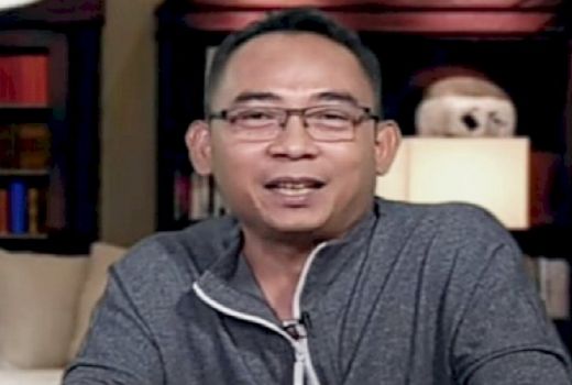 Cuitan Eko Kuntadhi ke Ning Imaz Cederai Demokrasi, Saatnya Buzzer Ditertibkan - GenPI.co