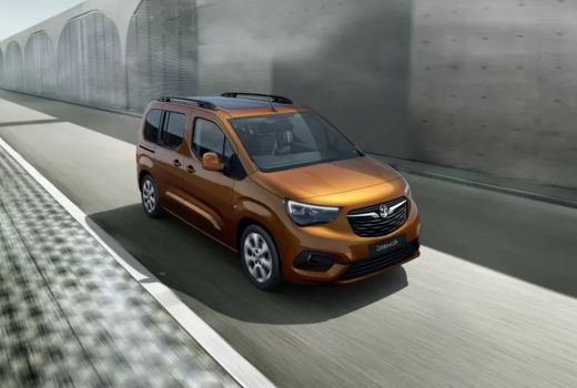 Mau Beli Mobil Vauxhall Combo-e Life 2022? Nih Harganya - GenPI.co