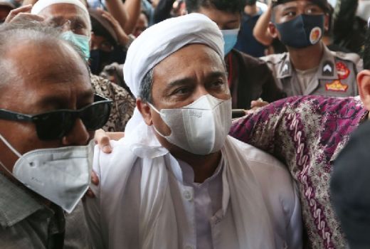 Soal Vonis Habib Rizieq, Mendadak Ruhut Sitompul Bikin Permohonan - GenPI.co