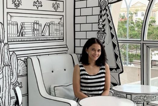 4 Potret Cantik Istri Ruhut Sitompul, Awet Muda dan Memesona - GenPI.co