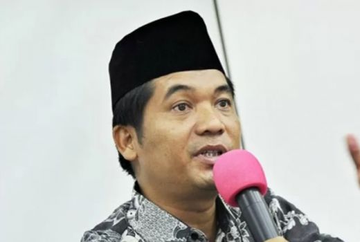 Penguasa Sulit Bedakan Kritik dan Fitnah, Syahganda Contoh Nyata! - GenPI.co