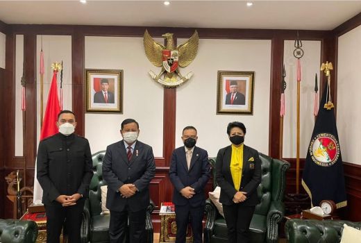 Connie Rahakundini Bertemu Prabowo, Tokoh Ini Curiga.. - GenPI.co