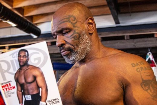 Mike Tyson Sungguh Tega, Mantan Istri Ungkap Kebrutalannya - GenPI.co