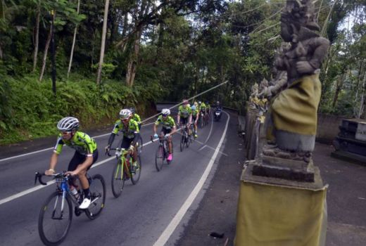 Gerakkan Ekonomi, Ratusan Pesepeda Menjelajahi Bali - GenPI.co