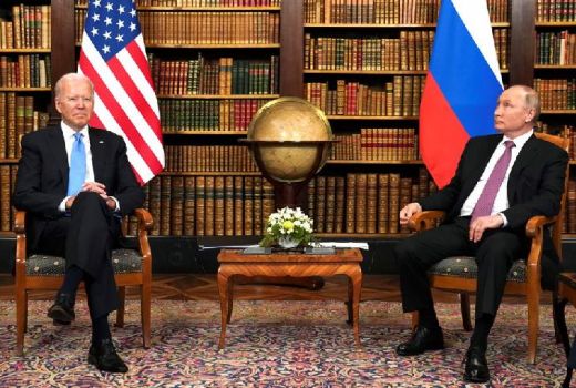 AS Berupaya Memberantas Disinformasi Rusia Jelang Pemilu pada November - GenPI.co
