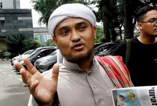 Jokowi Perpanjang PPKM Darurat, Novel Bamukmin Umbar Kecurigaan - GenPI.co