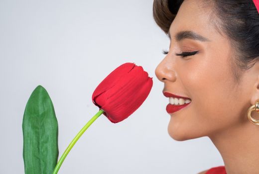 Wow! 5 Zodiak Paling Pandai Menggoda, Mudah Taklukkan Hati Pria - GenPI.co