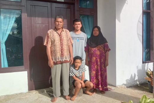 Inspiratif, Anak Tukang Las Masuk UGM Tanpa Tes - GenPI.co