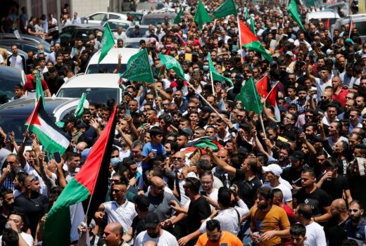 Aktivis Tewas, Rakyat Palestina Marah, Mahmoud Abbas Ketar-ketir! - GenPI.co