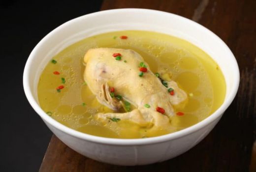 Seruput Saripati Ayam Setiap Malam, Wanita & Pria Bisa Ketagihan - GenPI.co