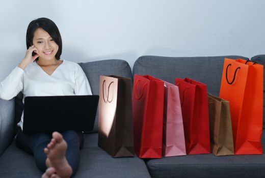 3 Zodiak Hari Ini Banyak Uang, Tapi Kebanyakan Belanja Online, Lo - GenPI.co