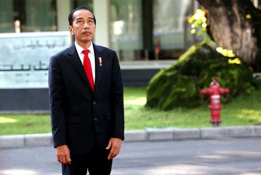 Darurat! Epidemiolog Minta Jokowi Vaksinasi Nakes Dosis Ketiga - GenPI.co