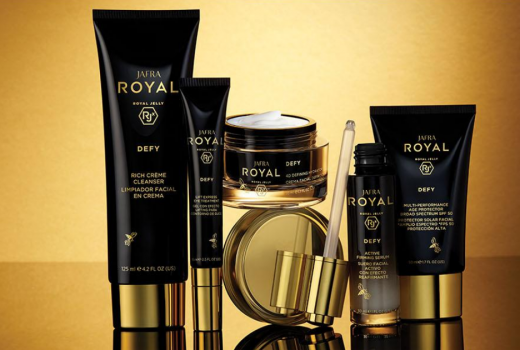 JAFRA Royal DEFY Ampuh Tunda Garis Kerutan di Wajah - GenPI.co