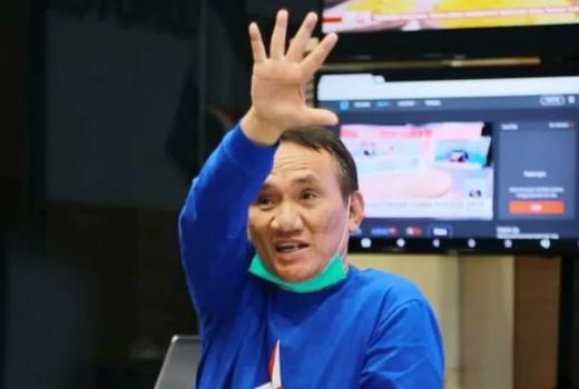 Andi Arief Ingatkan Luhut Pandjaitan, Jokowi Disorot - GenPI.co