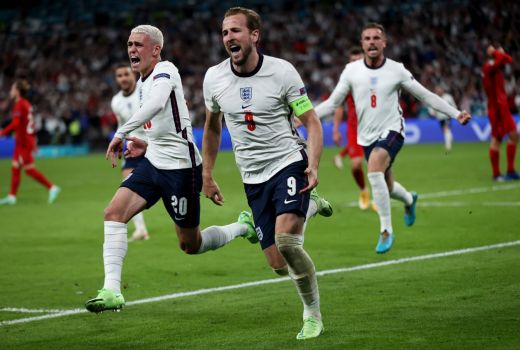 Come Back Harry Kane Selamatkan Inggris dari Denmark - GenPI.co