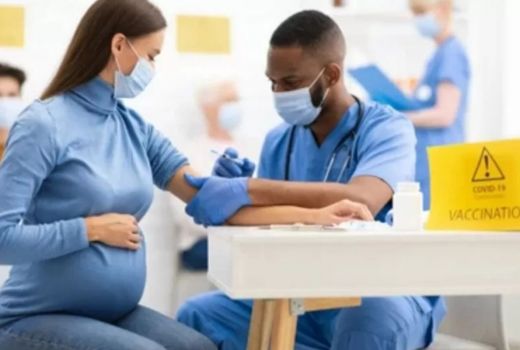 Syarat Ibu Hamil Bisa Disuntik Vaksin Covid-19, Catat Ya Bund! - GenPI.co