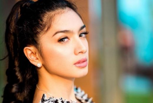 Si Cantik Angel Karamoy Pilih Pemanasan, Nggak Mau Buru-buru - GenPI.co