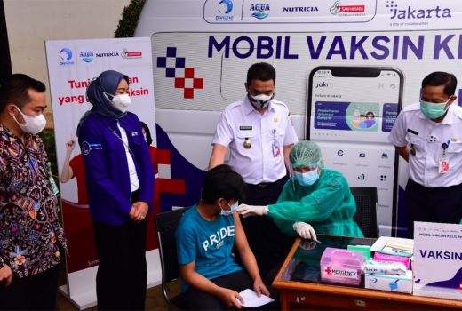 Gandeng Pemprov DKI, Danone Indonesia Gelar Vaksinasi Keliling - GenPI.co