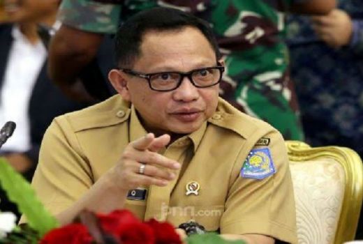 Menteri Tito Peringatkan Keras Gubernur Papua - GenPI.co
