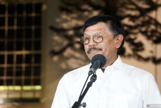 Johnny G Plate Kuak Ada Bahaya Mengerikan, Warga Diimbau Waspada - GenPI.co