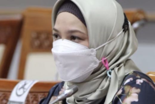 Soal Pemberhentian Siaran TV Analog, DPR: TV Hiburan Masyarakat - GenPI.co