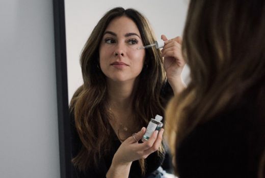 Serum Hyaluronic Acid Juga Ada yang Murah, Nih Rekomendasinya! - GenPI.co