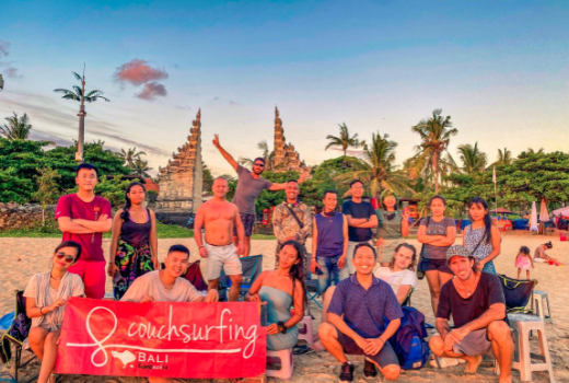 Fajar Kisahkan Keseruan Bergabung di Komunitas Couchsurfing - GenPI.co
