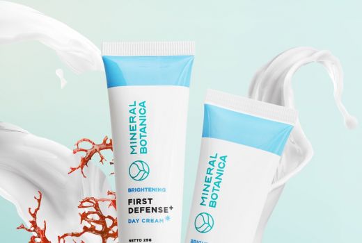 Mineral Botanica First Defense+, Kulit Wajah Cerah Sekali Usap - GenPI.co