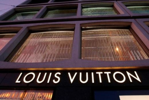 Geser Elon Musk, Bos Rumah Mode Mewah Louis Vuitton Jadi Orang Terkaya di Dunia - GenPI.co