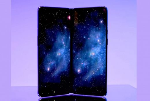 OnePlus Ikuti Jejak Samsung, Hadirkan Ponsel Layar Lipat - GenPI.co