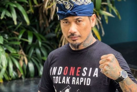 Jerinx SID Masuk Rutan, Adam Deni Beri Reaksi Sinis - GenPI.co