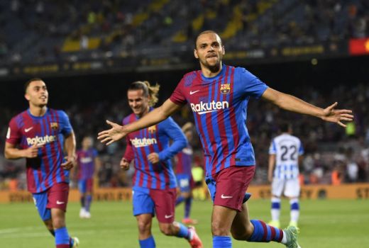 Tak Tahu Terima Kasih, Barcelona Ingin Jual Braithwaite - GenPI.co